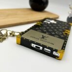 SAMSUNG Trunk Cover With Original Accessories - Image 3